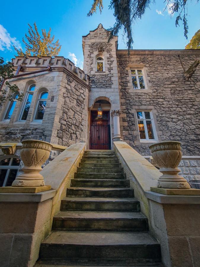 Lion'S Castle Hotel Lviv Luaran gambar