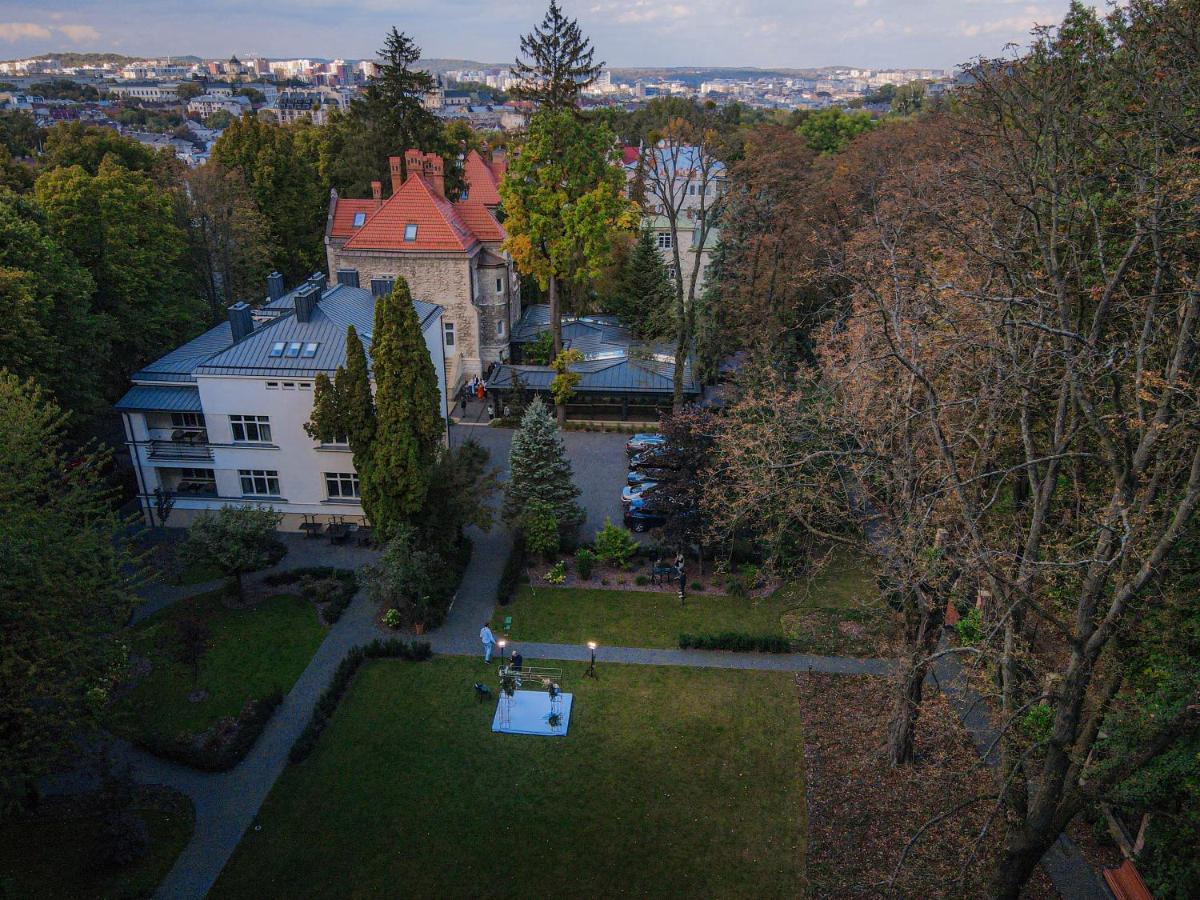 Lion'S Castle Hotel Lviv Luaran gambar